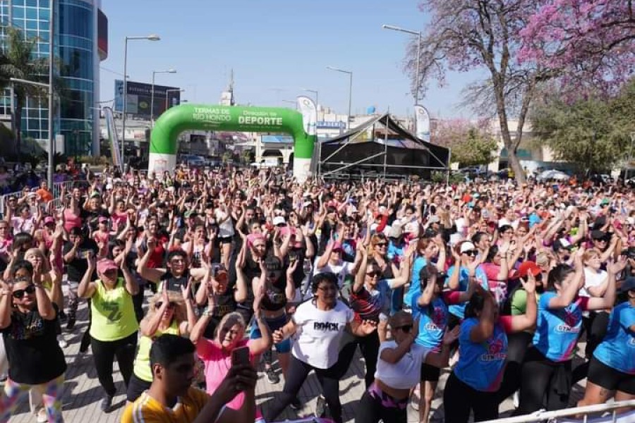 Se realizó con éxito un Master Class de zumba por el aniversario de Las Termas