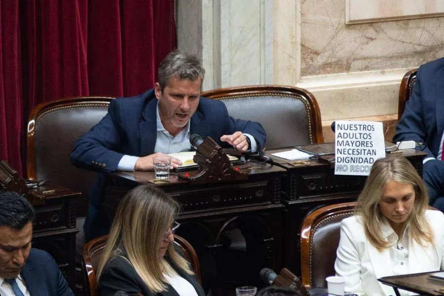 Quiénes fueron los diputados que cambiaron de posición y ayudaron a sostener el veto de Milei a las jubilaciones