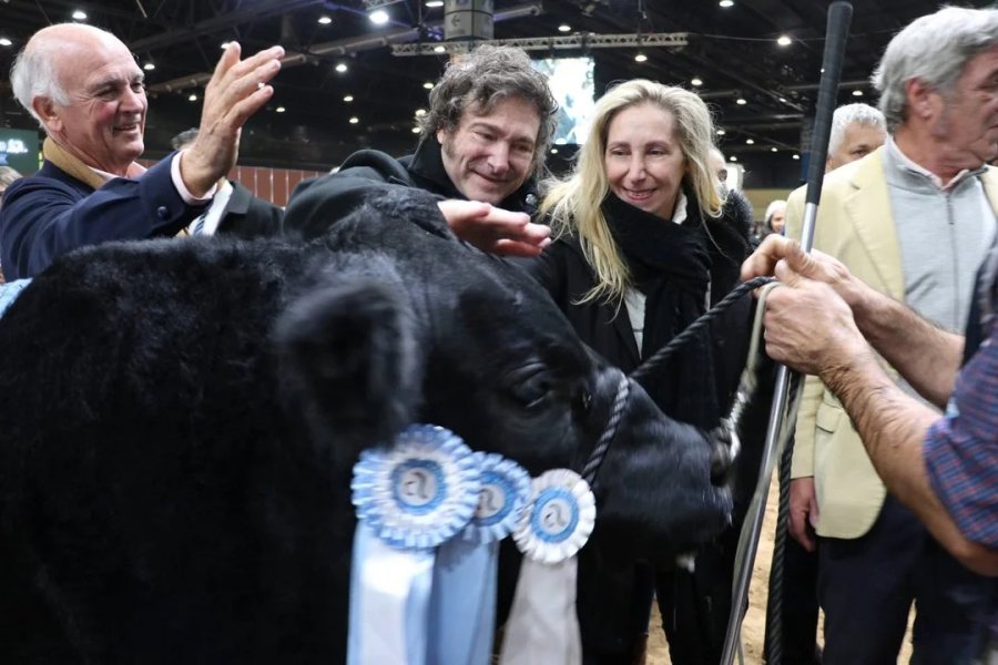 El mandatario visitará La Rural tras el atentado a la sede y participará de una exposición ganadera