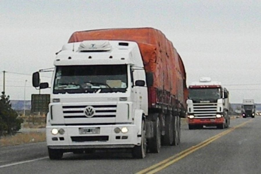 El Gobierno eliminó la Licencia Nacional de Transporte Interjurisdiccional para camiones de carga