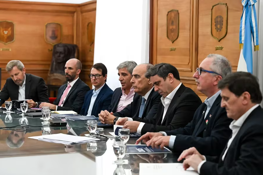 Presupuesto 2025: Crecen reclamos de los gobernadores y no avanzó el Consejo de Mayo