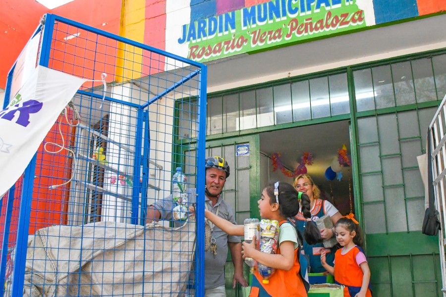 Los jardines de infantes de la municipalidad trabajan en forma articulada con su programa de Ecocanje