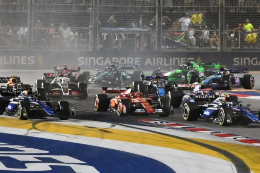 Franco Colapinto sufrió la parada en boxes y terminó undécimo en el GP de Singapur