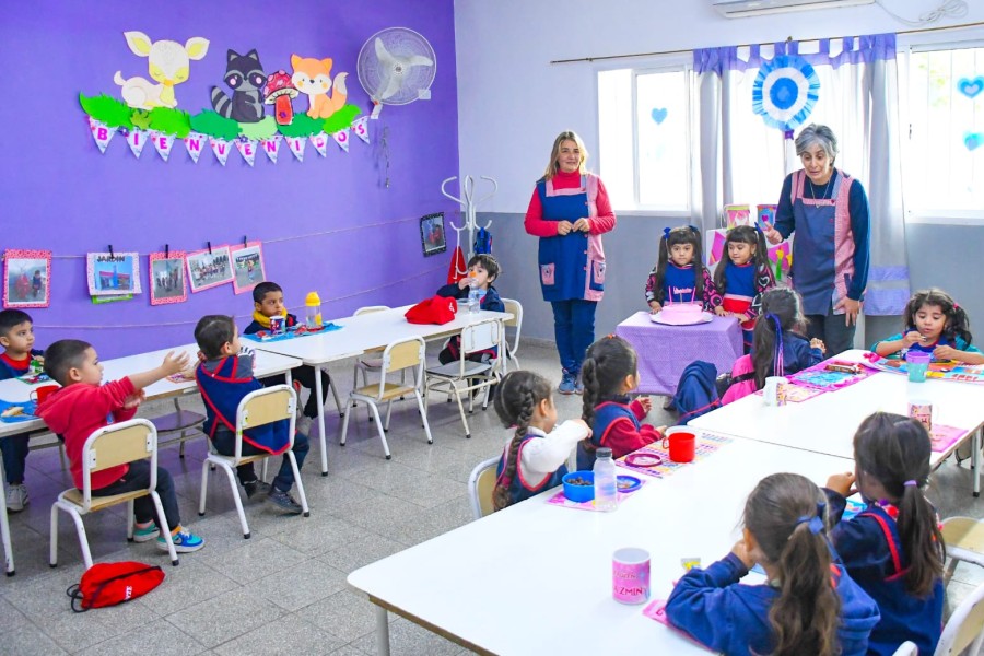 Convocan a maestras a cubrir cargos en jardines de infantes