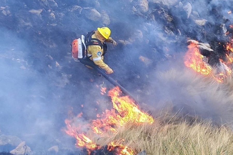 Reportaron un nuevo incendio en Córdoba y ya son tres los focos activos