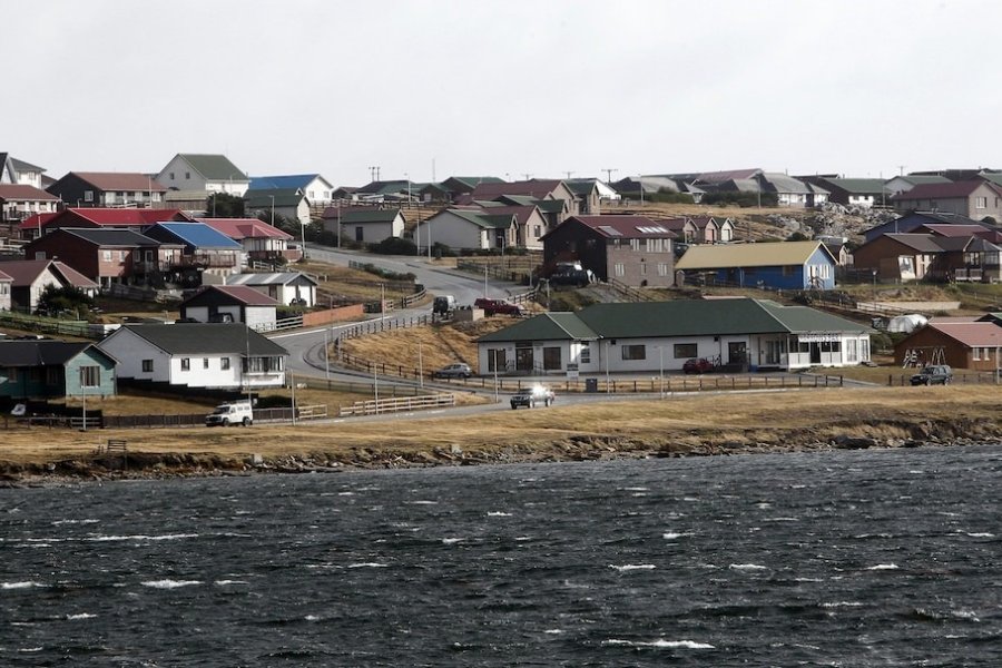 Reino Unido liberó su última colonia en África: Crece la esperanza por el reclamo de Malvinas