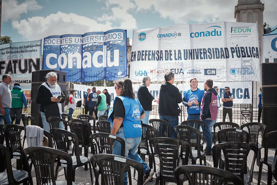 Universidades: Hay paro docente y no docente, y se multiplican las tomas de facultades