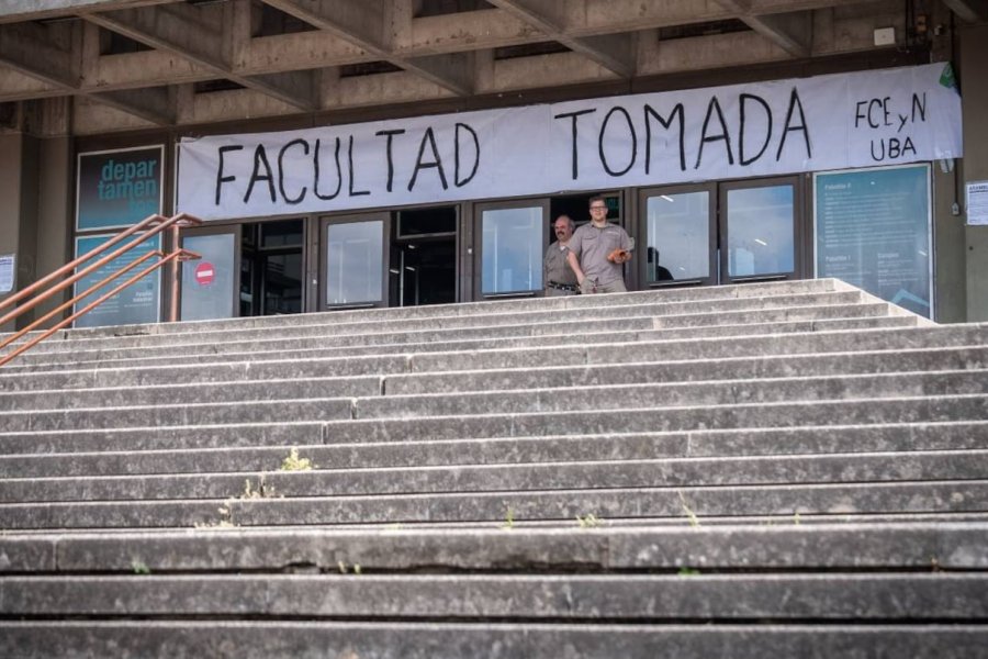 El Gobierno volvió a criticar la protesta de los universitarios: «Los que toman las facultades no quieren estudiar»