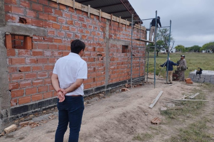 Ramírez de Velazco avanza con obras de infraestructura clave para los vecinos