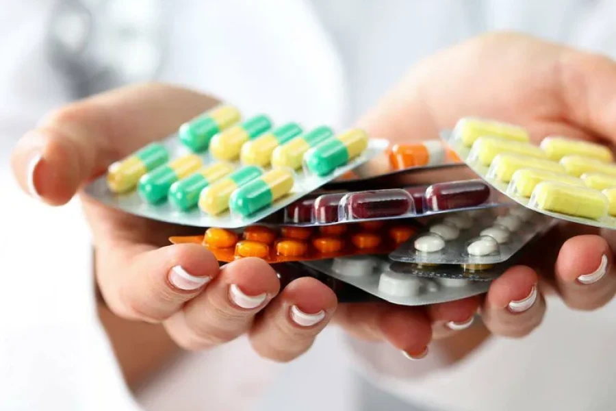 Informe revela que los medicamentos cuestan 5 veces más en Argentina que en España