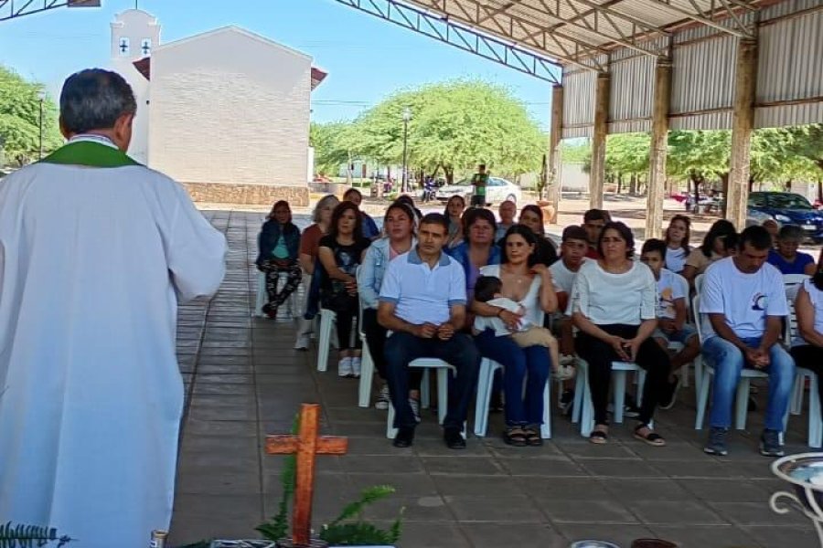 Se realizó una emotiva misa en honor a las madres en el Santuario de Mama Antula