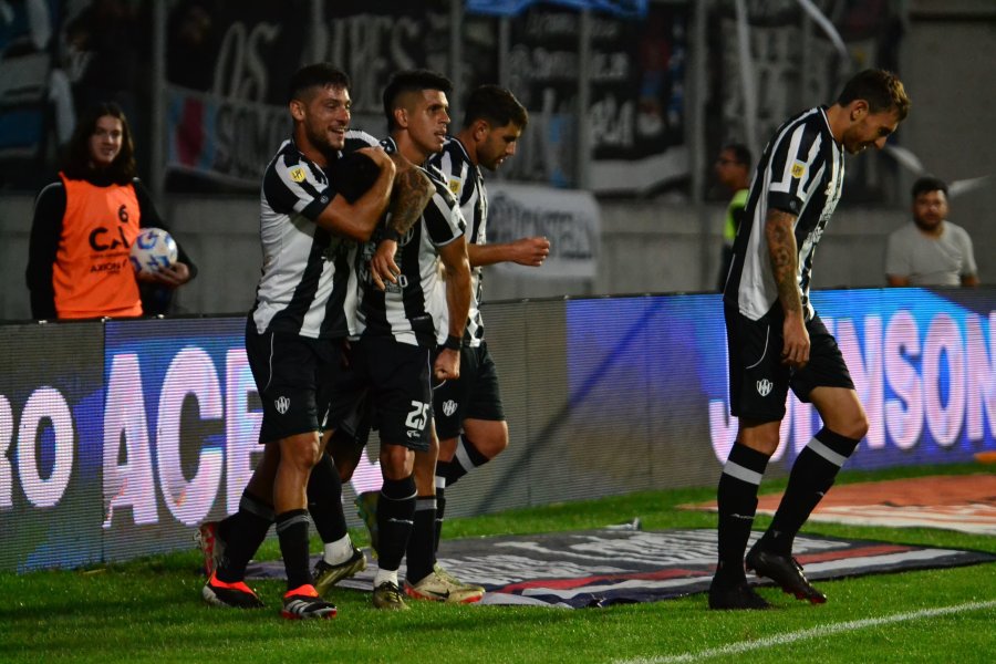 Central le ganó a Huracán 2 a 1 y se consagró finalista de la Copa Argentina 2024