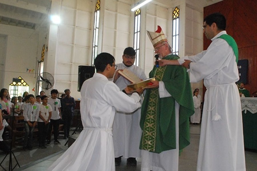 El seminarista de La Salette, Sebastián Arce recibió el Ministerio del Lectorado