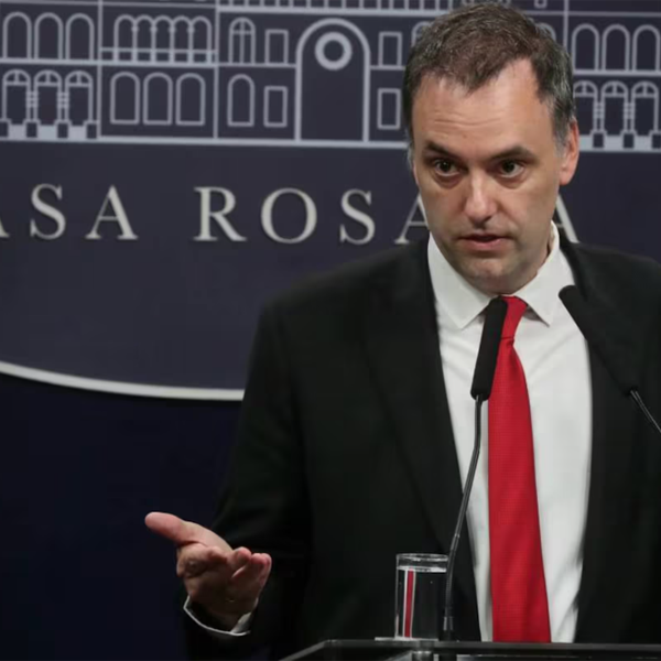 Anuncian que entraron USD 18 mil millones en la primera etapa del blanqueo de capitales