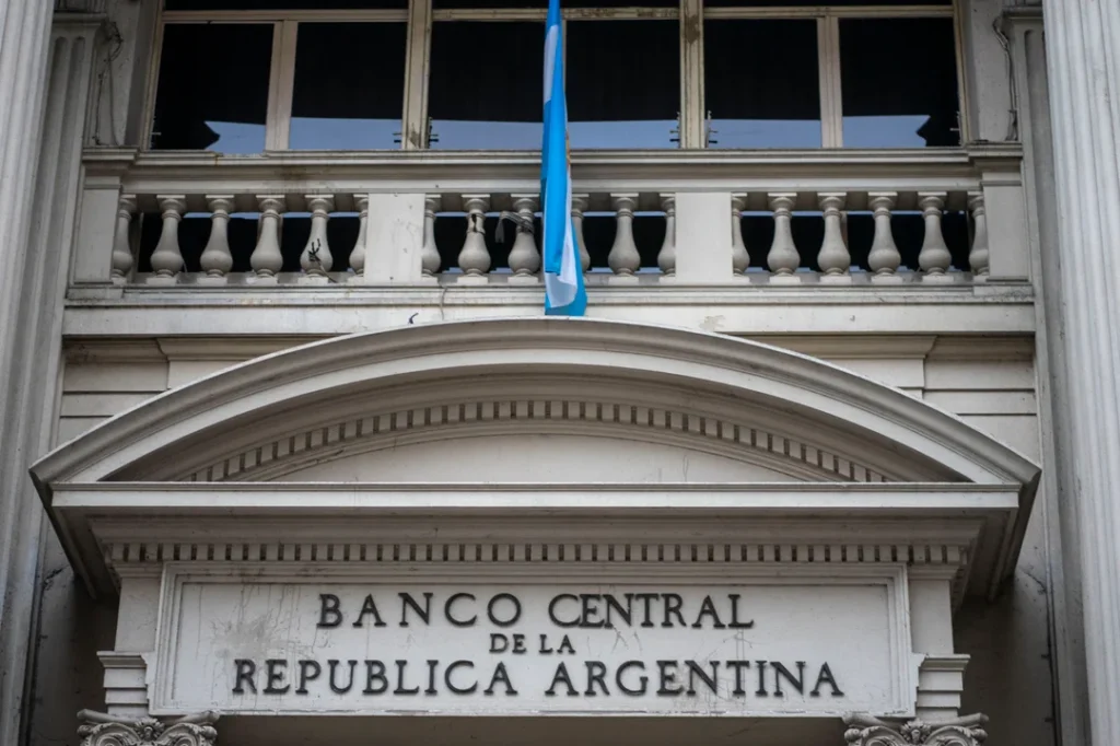 El Banco Central hizo una fuerte compra de divisas y las reservas superaron los US$ 30.000 millones