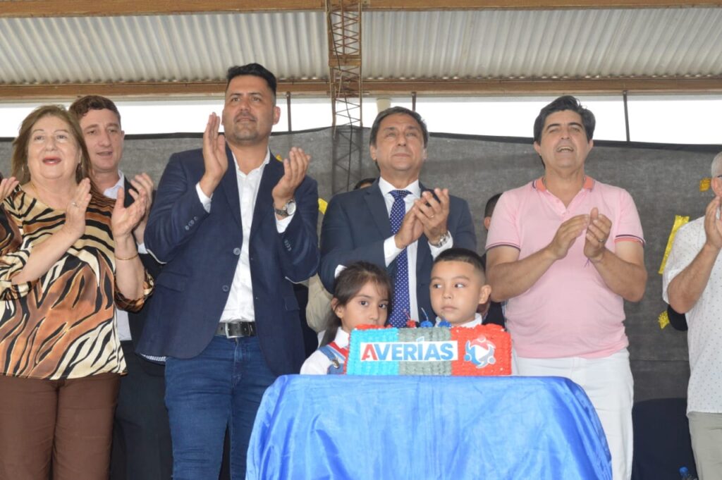 Averías festejó su aniversario con la inauguración de obras, entrega de ambulancia 0KM y terrenos destinados a viviendas