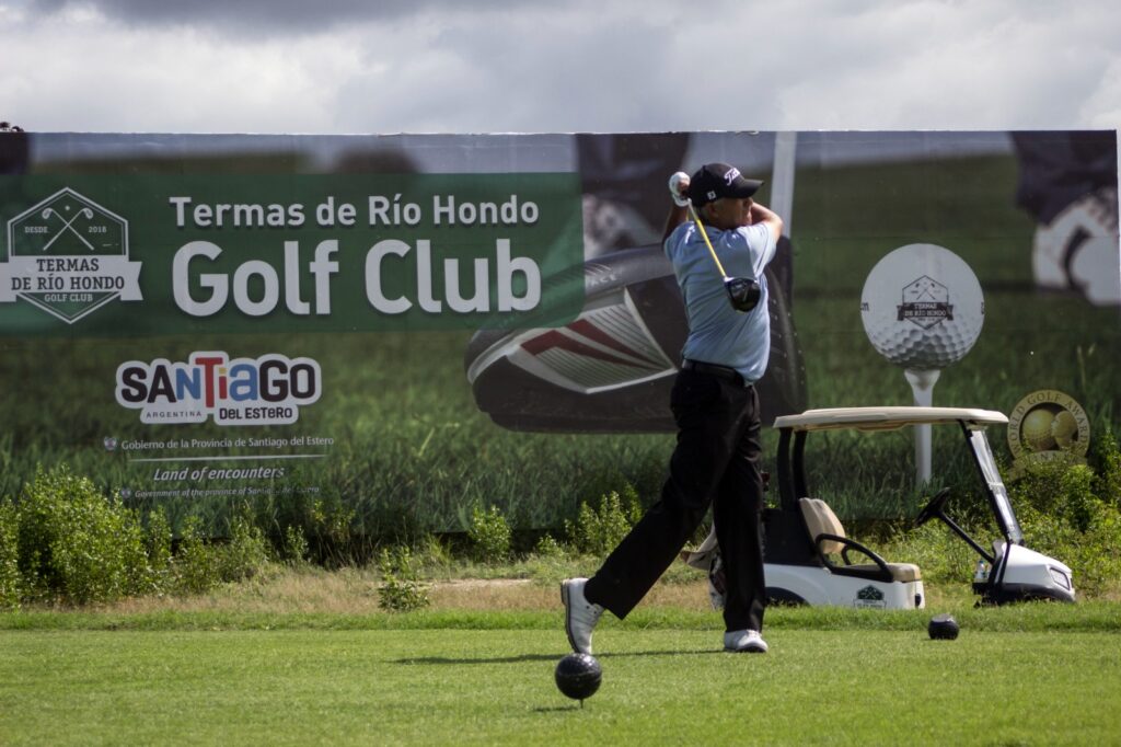 Finalizó la primera vuelta del torneo nacional Four Ball Senior en el Termas de Río Hondo Golf Club