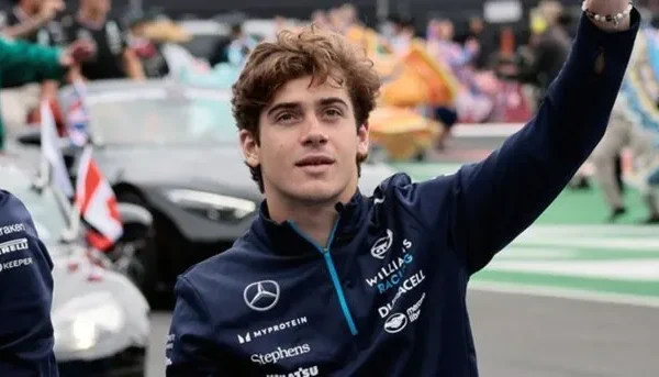 Franco Colapinto avanzó a la Q2 en la clasificación del Gran Premio de Azerbaiyán