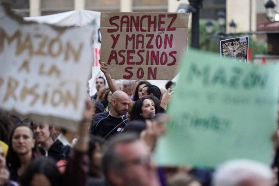 España: Más de 100 mil personas se movilizaron para pedir justicia por las víctimas de la DANA