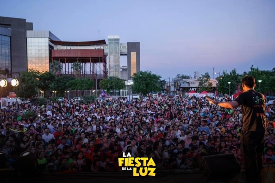 La Fiesta de la Luz para niños se hará este jueves 14 a las 18 horas, en el Fórum