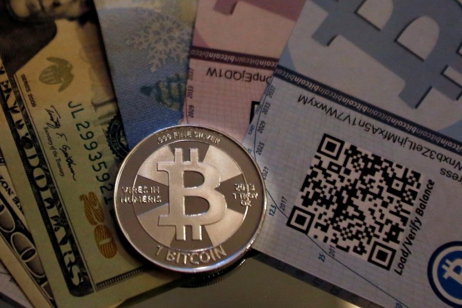 Bitcoin alcanza los 93.000 USD marcando un nuevo máximo histórico