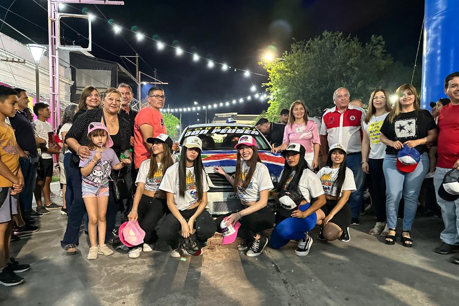 Anoche se realizó la tradicional largada simbólica del Rally Coronación en Ojo de Agua