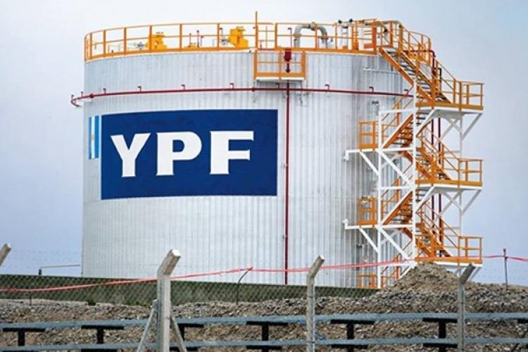 YPF: la empresa energética apuesta a exportar gas de Vaca Muerta tras asociación con PAE y Golar LNG