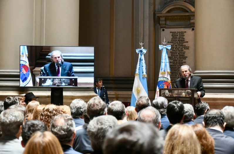 Lorenzetti y Lijo faltaron a la despedida de Maqueda, que criticó a Milei : «Hombres proféticos ponen en riesgo la democracia»