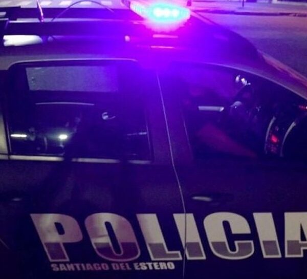 Sustraen más de tres millones de pesos desde una camioneta estacionada en el centro de Las Termas