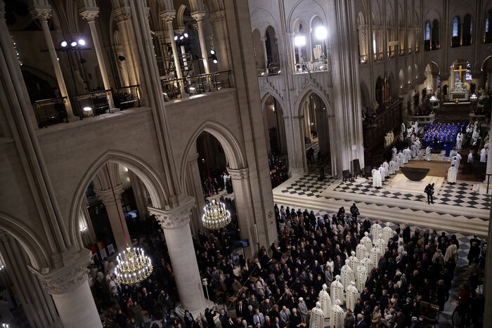 En Notre Dame sonaron las campanas otra vez