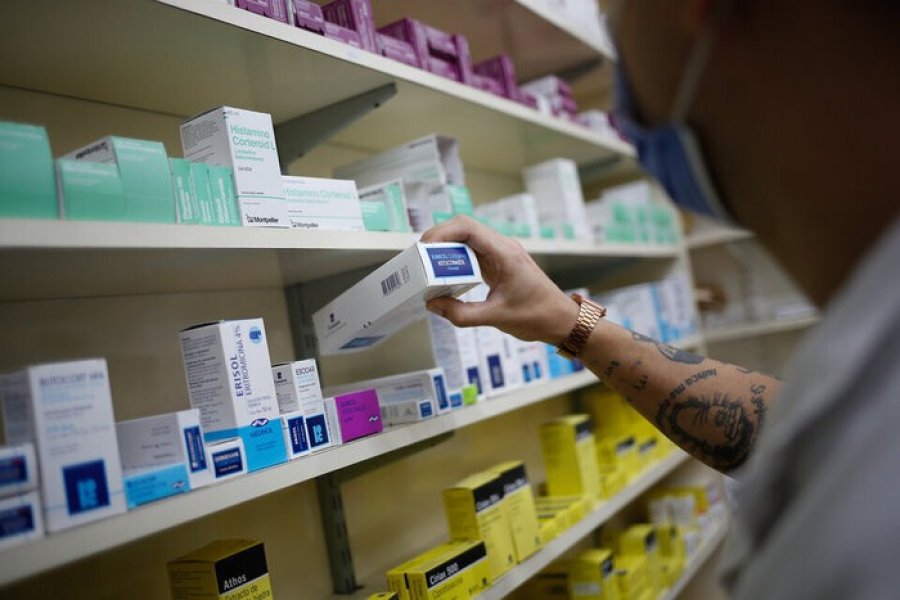 Especialistas previsionales advierten por las nuevas limitaciones de PAMI a los medicamentos gratuitos