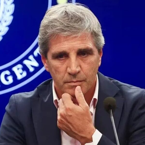 Deuda: Caputo prepara la última licitación del año y enfrenta vencimientos por más de $6 billones