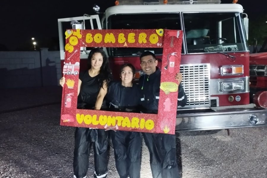 En un emocionante acto se recibieron tres nuevos Bomberos voluntarios en la provincia