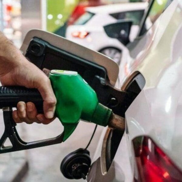 El Gobierno actualizó los impuestos a los combustibles y siguen los aumentos