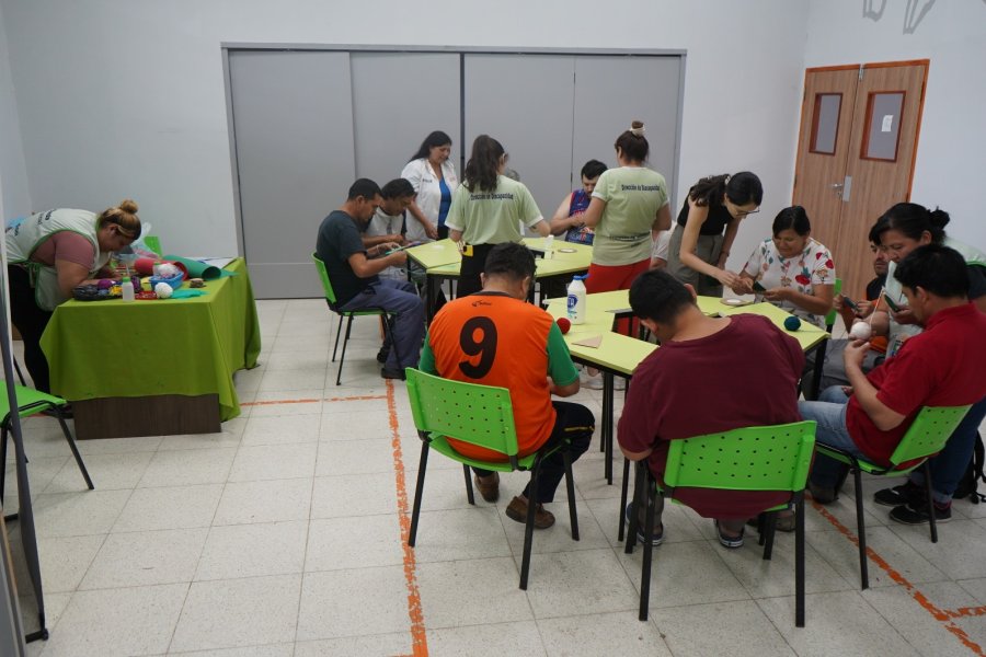 Iniciará un taller recreativo para niños con discapacidad en la Escuela de Robótica