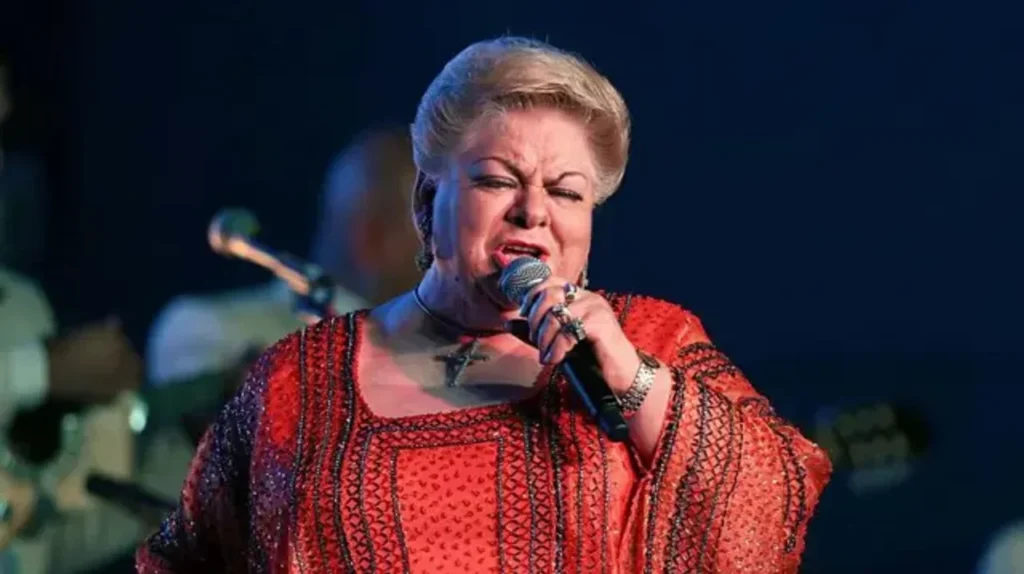 Murió Paquita la del Barrio a los 77 años