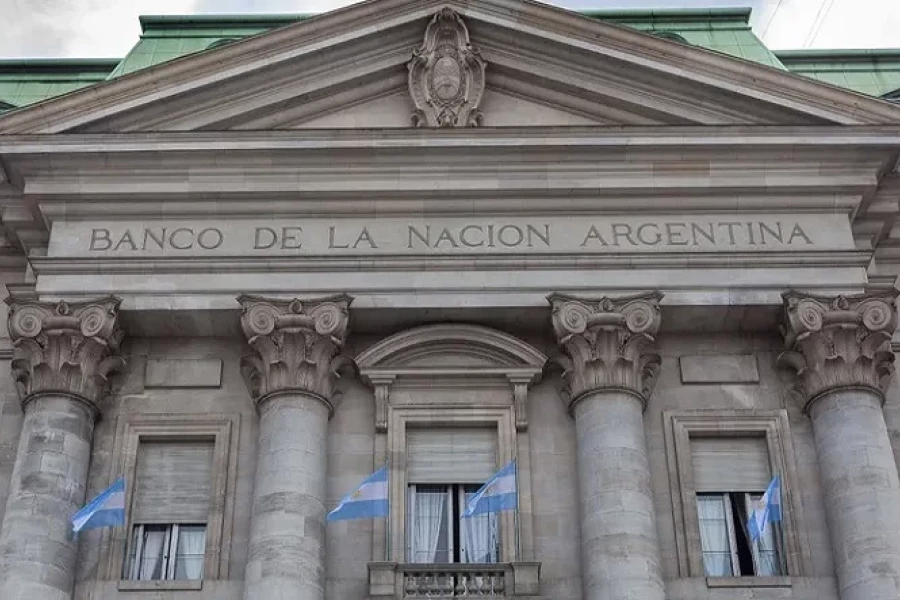 La Justicia suspendió el decreto de Milei que transforma el Banco Nación en S.A.