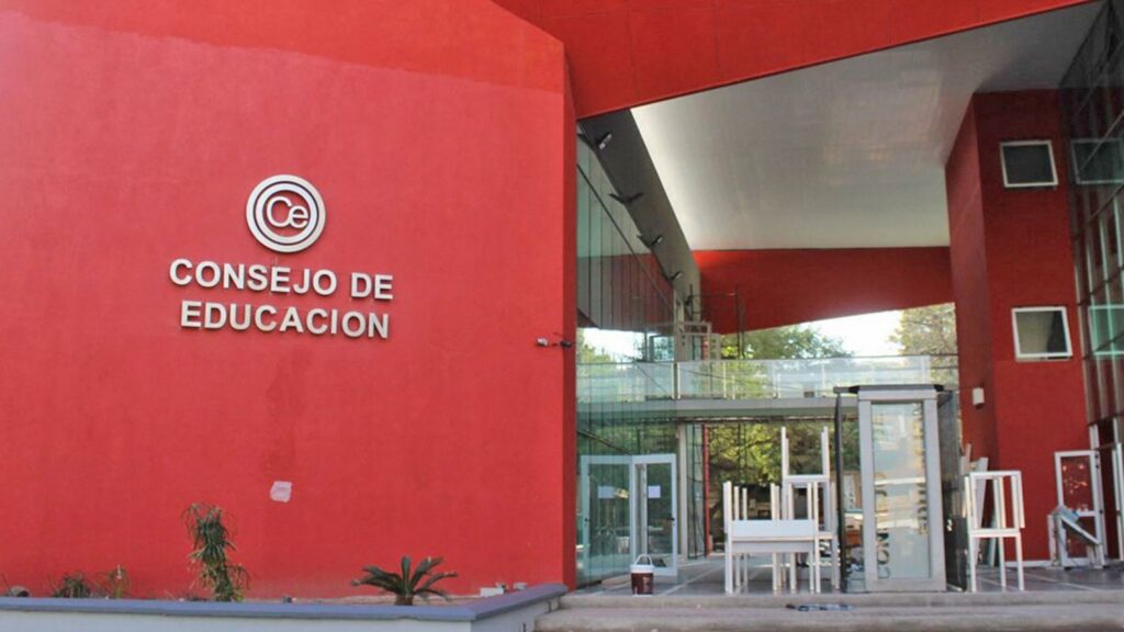 Convocan a inscripción a docentes del nivel primario para cargos en la Escuela N° 1250