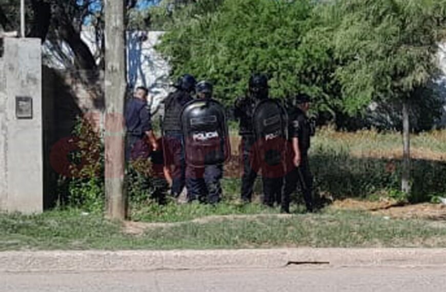 Santiagueño alcoholizado acuchilló a un policía y fue baleado en una pierna