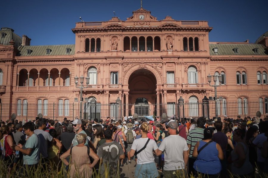 Analiza eliminar por decreto el DNI no binario y cambios en la figura del femicidio