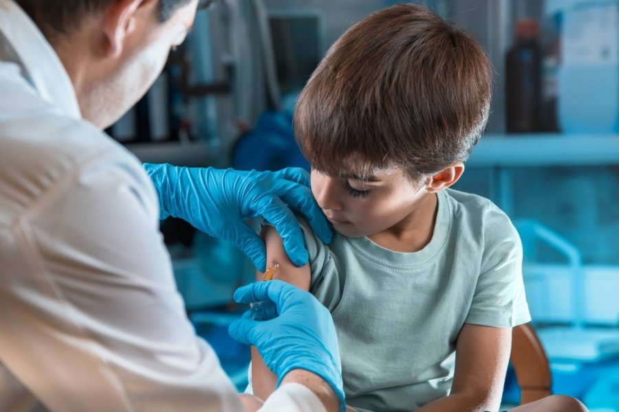 Campaña de vacunación por ingreso escolar en el hospital de Los Juríes