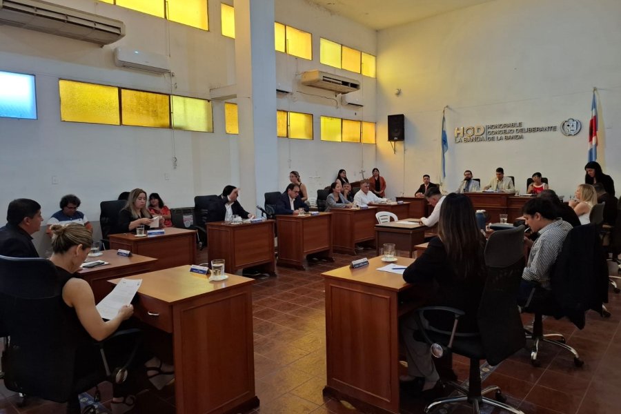 En sesión preparatoria eligen autoridades del Concejo Deliberante bandeño