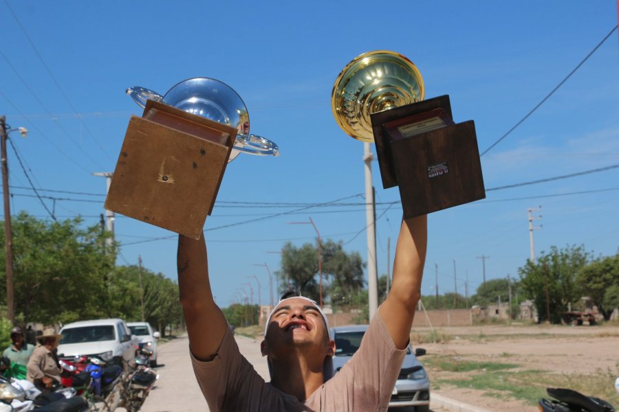 La comparsa Profecía ganó los Corsos de Quimilí dedicando su triunfo al cielo