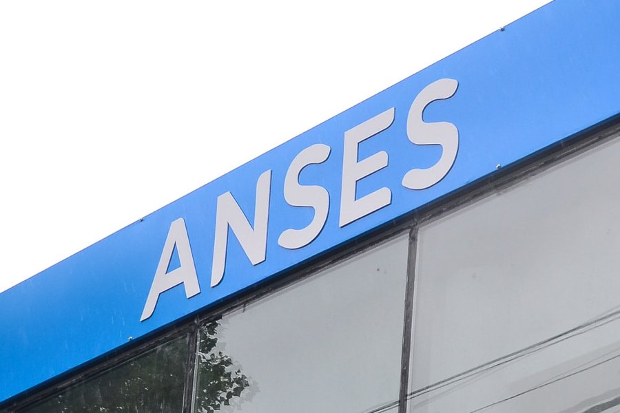 AUH: Cuáles son los requisitos de ANSES para cobrar $500.000 extra en 2025