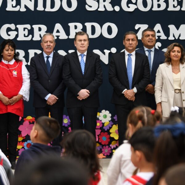 El Jefe de Gabinete destacó la inversión en materia educativa