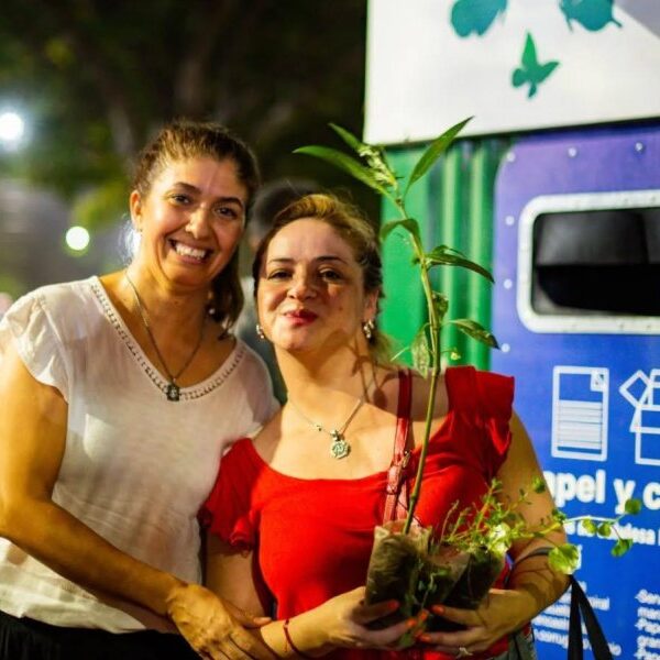 Intercambiaron residuos por plantas en el Punto Verde durante los corsos