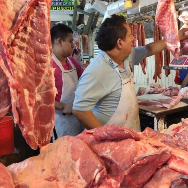 Aumento de la carne presiona la inflación: Marzo arrancaría con un piso del 2%