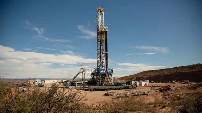 YPF recibió cuatro nuevas concesiones de hidrocarburos en Vaca Muerta