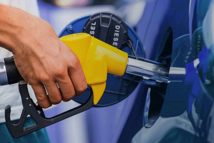 El Gobierno postergó el aumento de los impuestos al combustible hasta junio