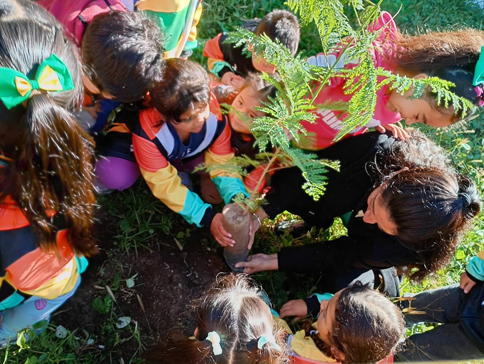 “Plantando Futuro”: En Ojo de Agua realizaron una jornada educativa con conciencia ambiental